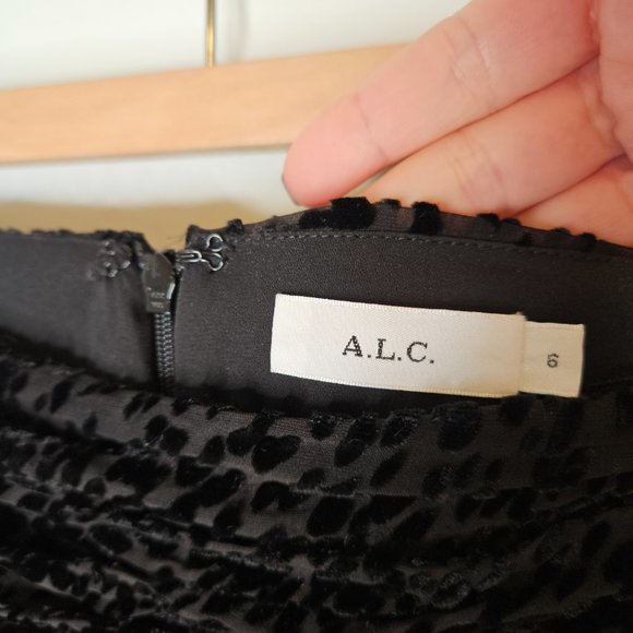 A.L.C Silk Ruffle Burnout Velvet Mini Skirt 6 Black Party - Picture 5 of 8